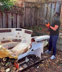 Best Hot Tub Removal  in Dyersburg, TN